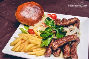restoran donji grad foto beograd nocu 228i3