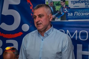 demokratski za loznicu 44