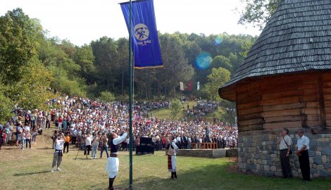 loznica01-pocinju-saborski-dani-u-trsicu-i-loznici-saboriste-u-trsicu-foto-s.pajic_f