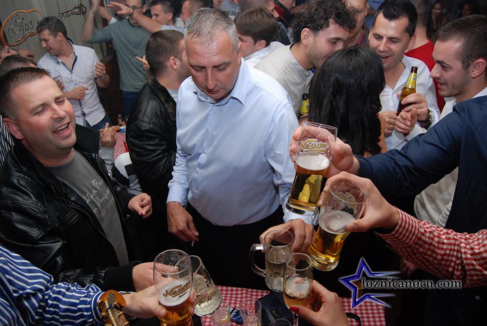 kafanica-jos-po-jednu-loznica-nocu1121