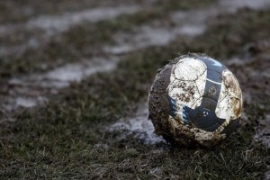 fudbal-lopta-blato