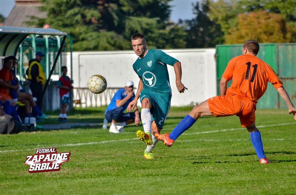 FK Loznica FK Jedinstvo Putevi (10)