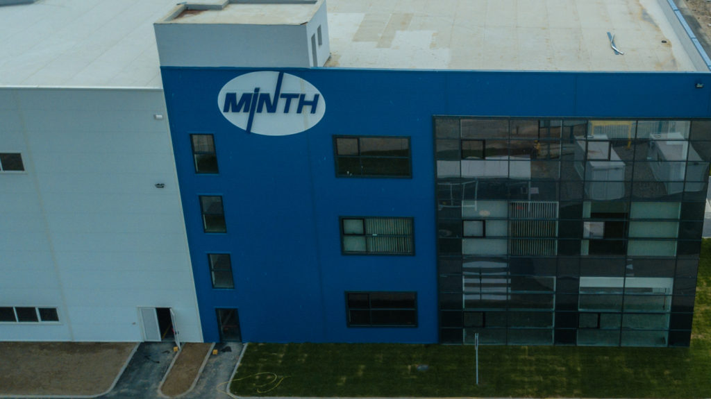 Mint dron (5)