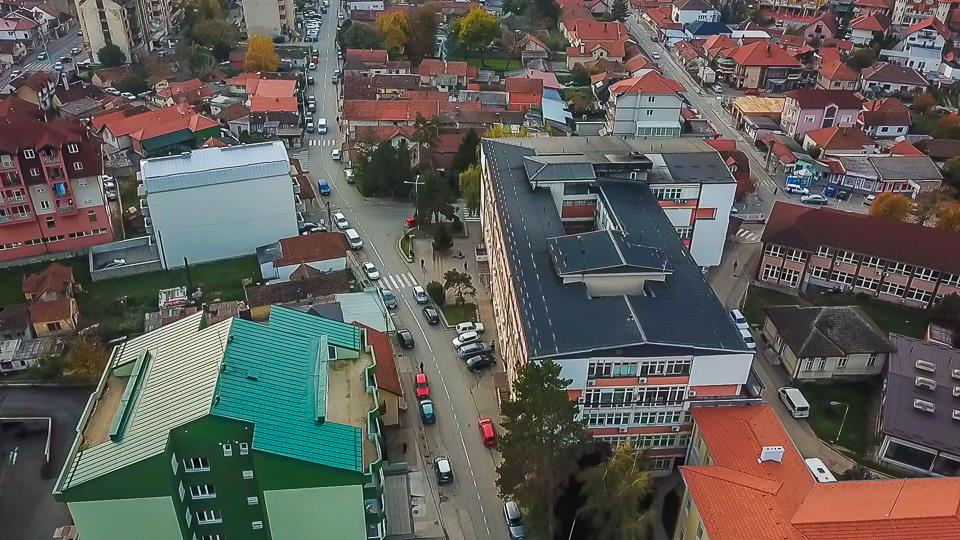 loznica polukilinika bolnica