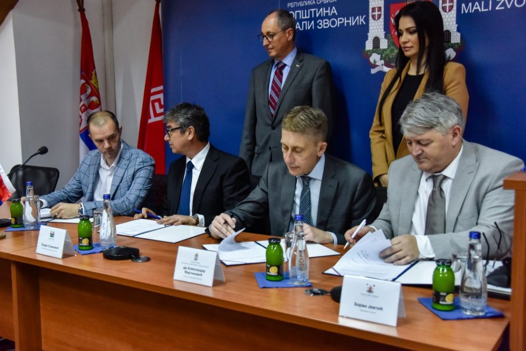 ministar martinovic potpisivanje ugovora mali zvornik (2)