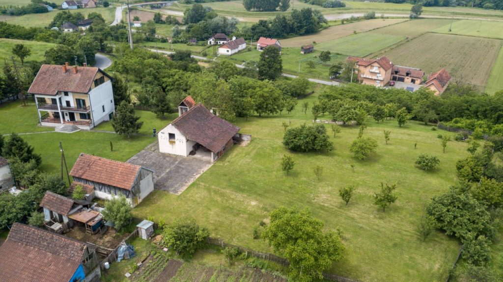 seosko domacinstvo porodaja imanje kuca loznica srbija (13)