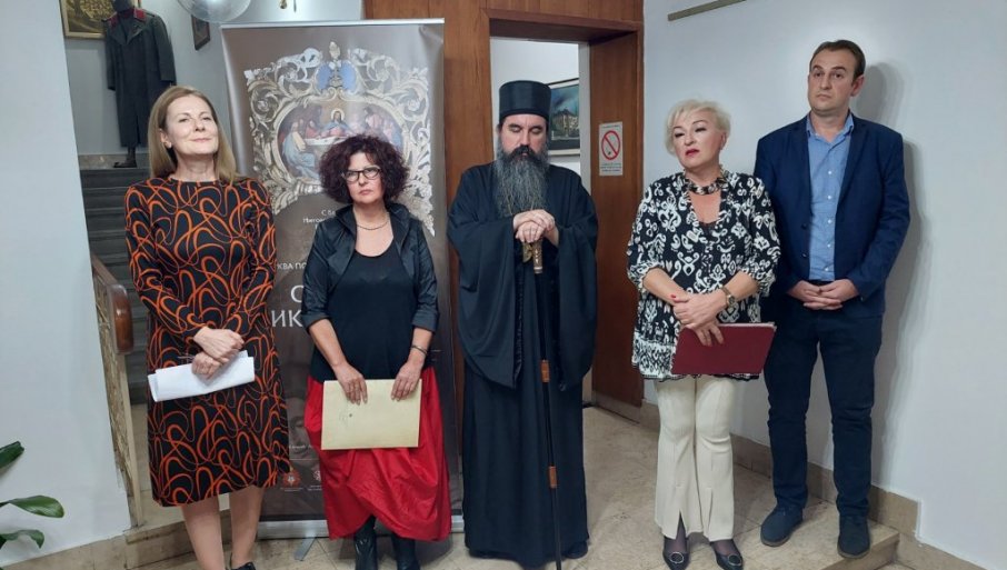 408278_loznica-izlozba-blagoslov-vladike-foto-v-mitric_f