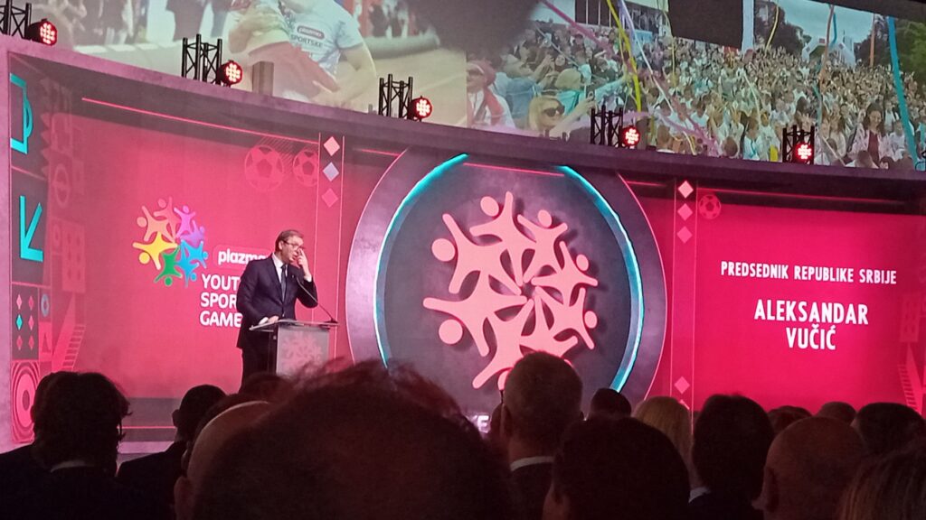 IMG-8325a202f1063eca2055c00ce83ecf7c-V