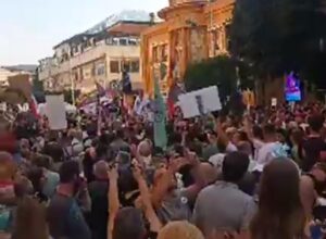 -06-28-22 protest loznica