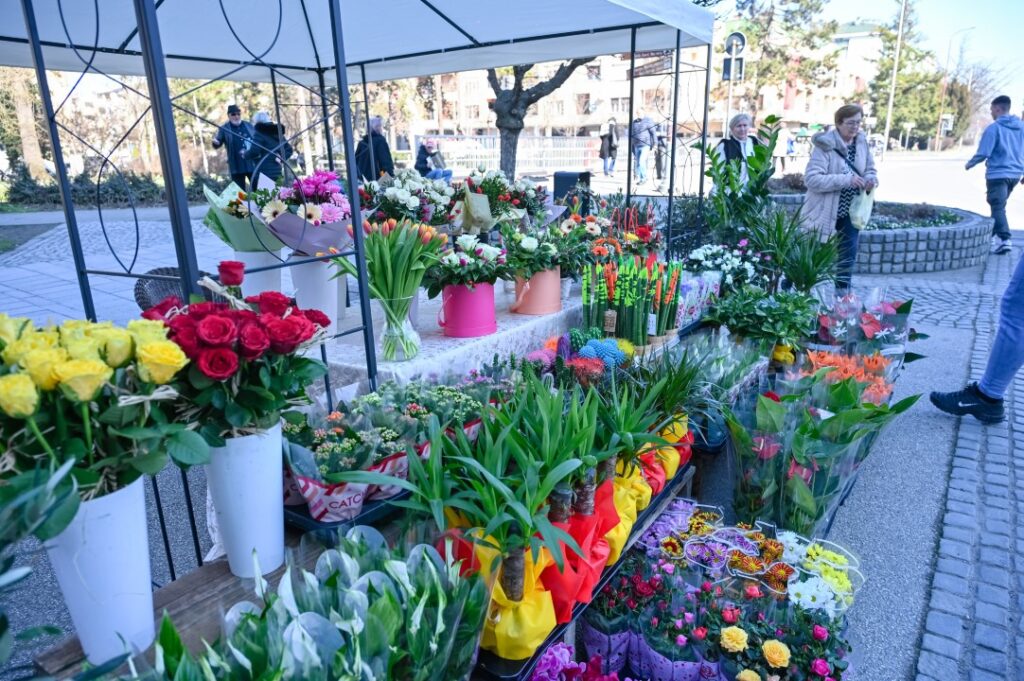 osmomartovski bazar (2)