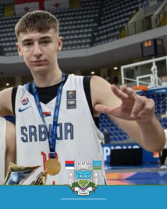 13E64565-D077-4E4A-8138-95922508600B