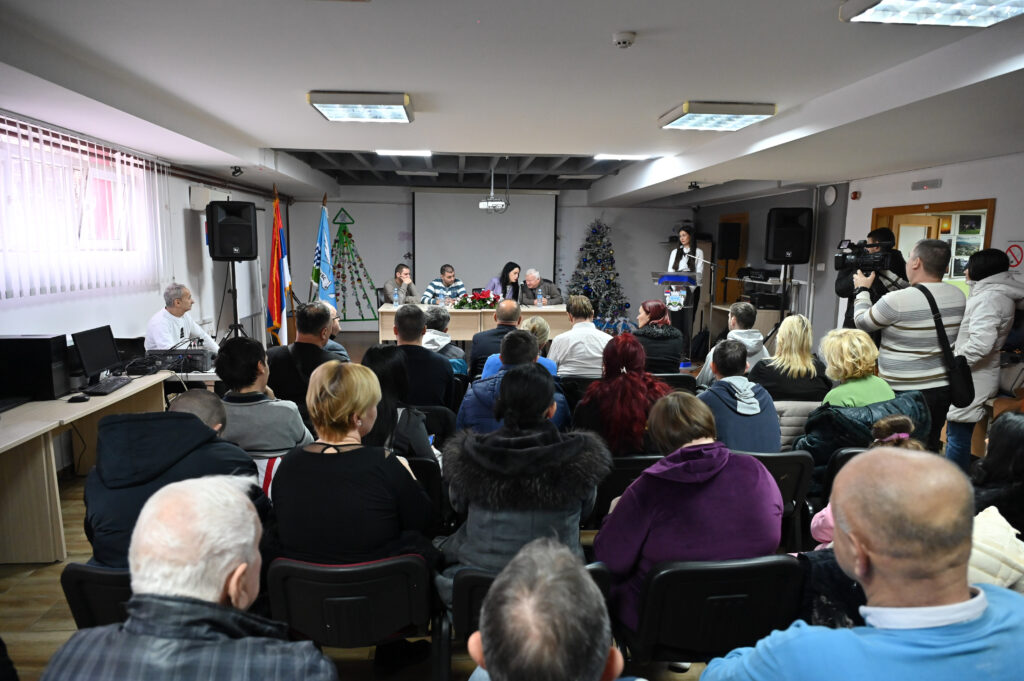Novogodišnji prijem za predstavnike udruženja socijalne zaštite u Loznici (6)