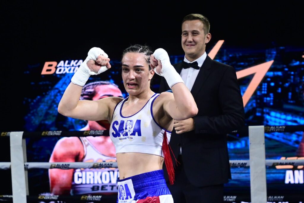 Sara Cirkovic3