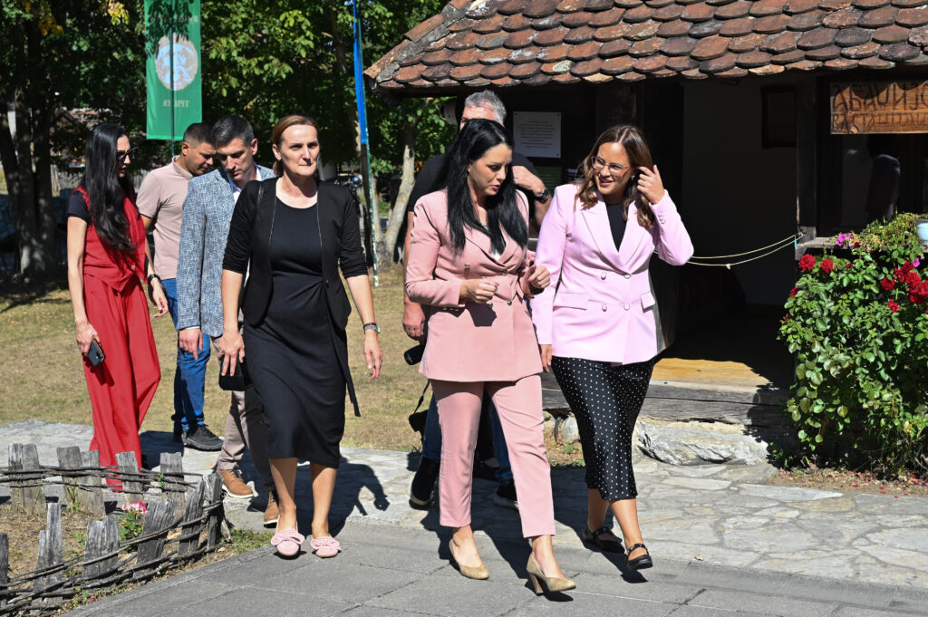 Sara Pavkov Dragana Lukić loznica 17 09 2026 (2)