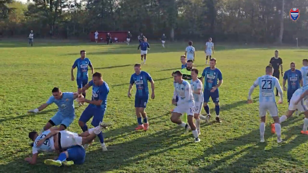 KOL 9 Trlić - Junior NN 0_1 PREKID.mp4.00_03_43_15.Still002